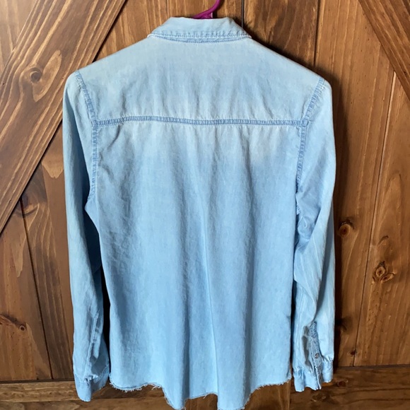 MAURICES DENIM LONG SLEEVE BLOUSE - Picture 5 of 6